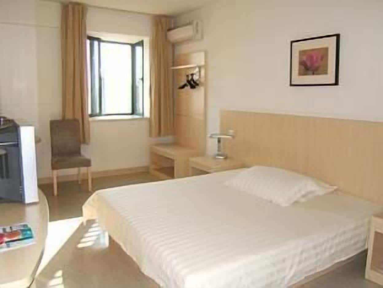Jingjiang Inn Shanghai Jiading Chengzhong Road Exterior photo
