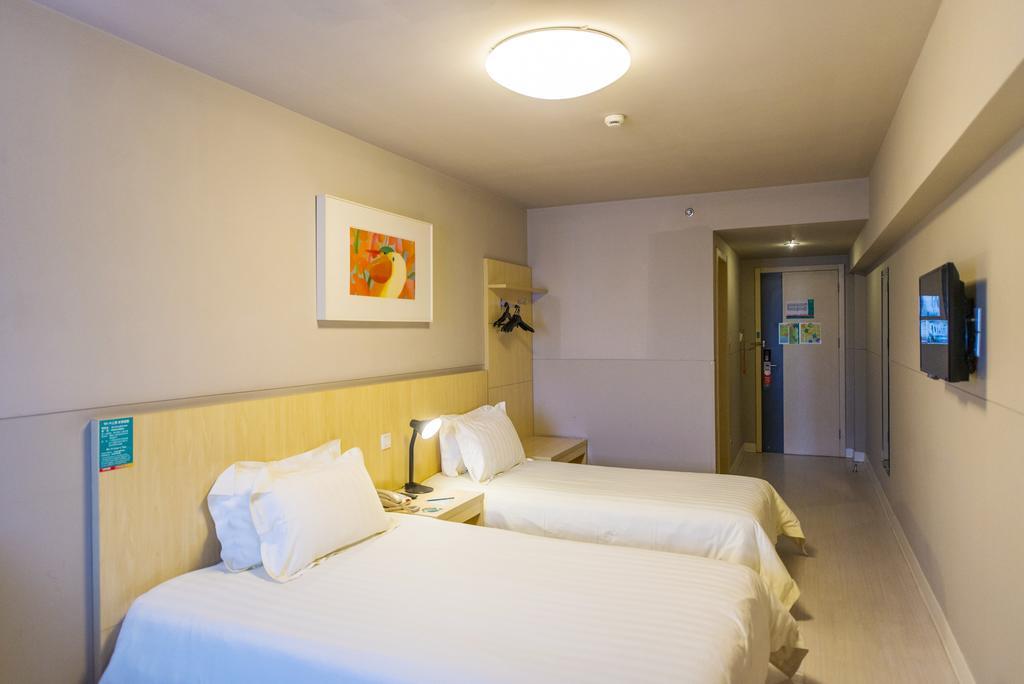 Jingjiang Inn Shanghai Jiading Chengzhong Road Exterior photo