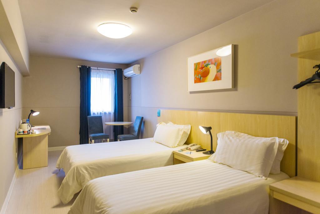 Jingjiang Inn Shanghai Jiading Chengzhong Road Exterior photo